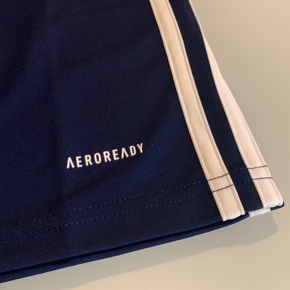 Adidas Tabela 23 soccer jersey - size S (9-10Y) - Picture 3 of 12